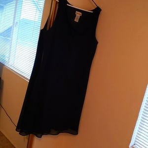 Simple, semi formal black dress. Plus size.